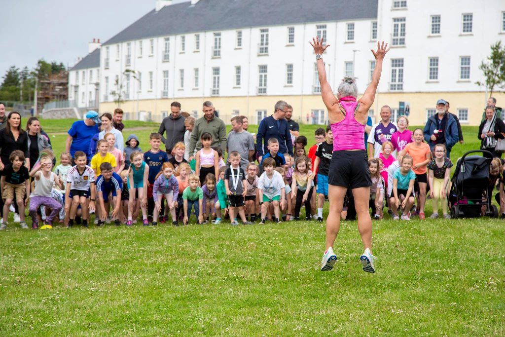 Chapelton-of-Elsick-10K-group-photo-1024x683 Why choose Chapelton? Finding your dream home with top house builders in Aberdeen